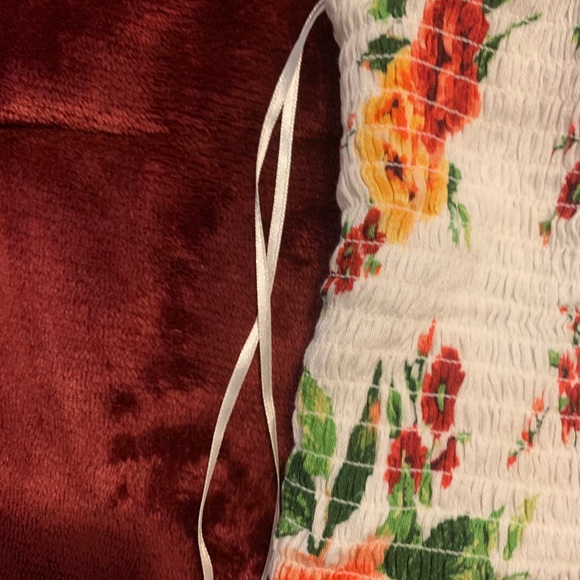 Crop top - Picture 4 of 5